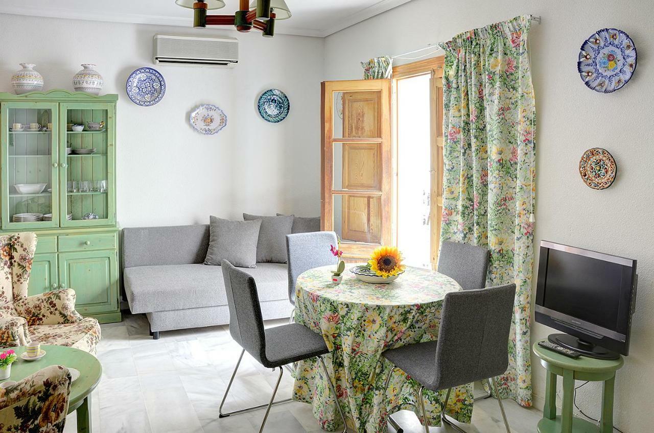 Luminoso Loft En La Alfalfa Appartement Sevilla Buitenkant foto